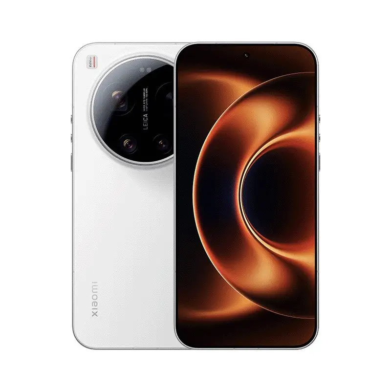 Xiaomi 17 Ultra clean white product image